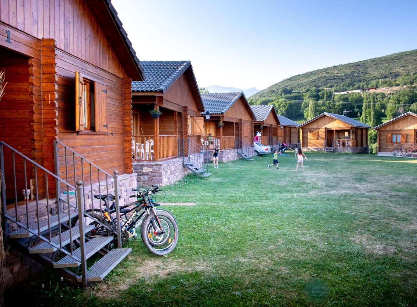 Bungalows Laspaúles Esterno foto